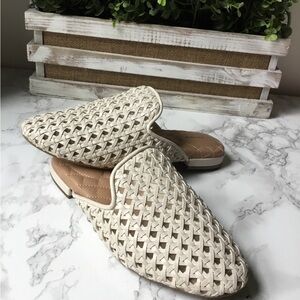 Birdies Phoebe Dove Woven Slide on Mike’s